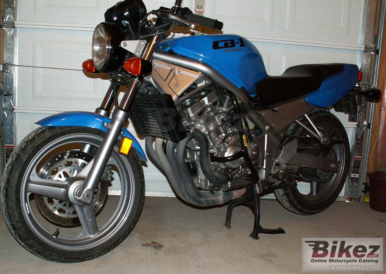 Honda CB1