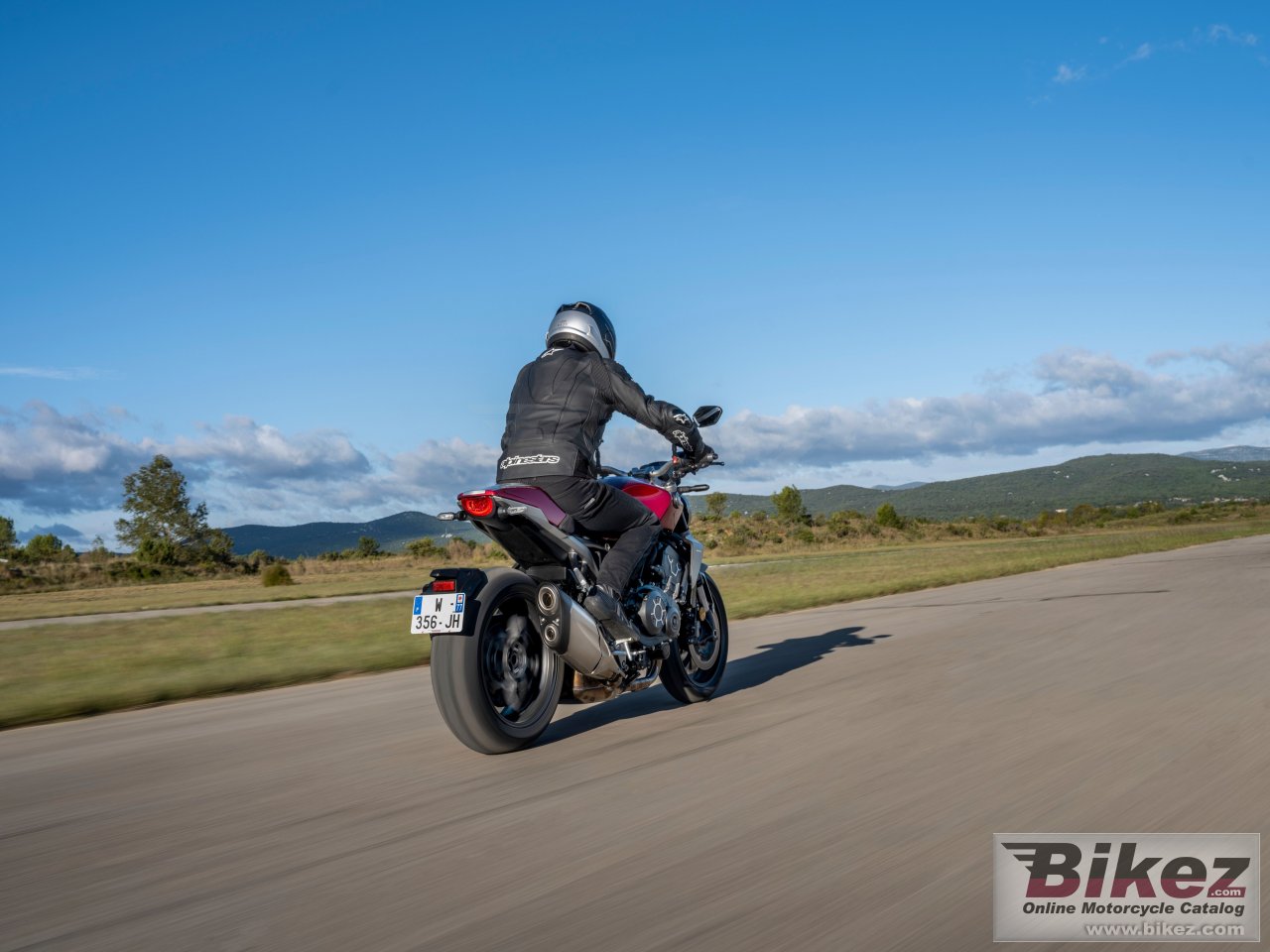 Thumbnail for Honda CB1000R 2021