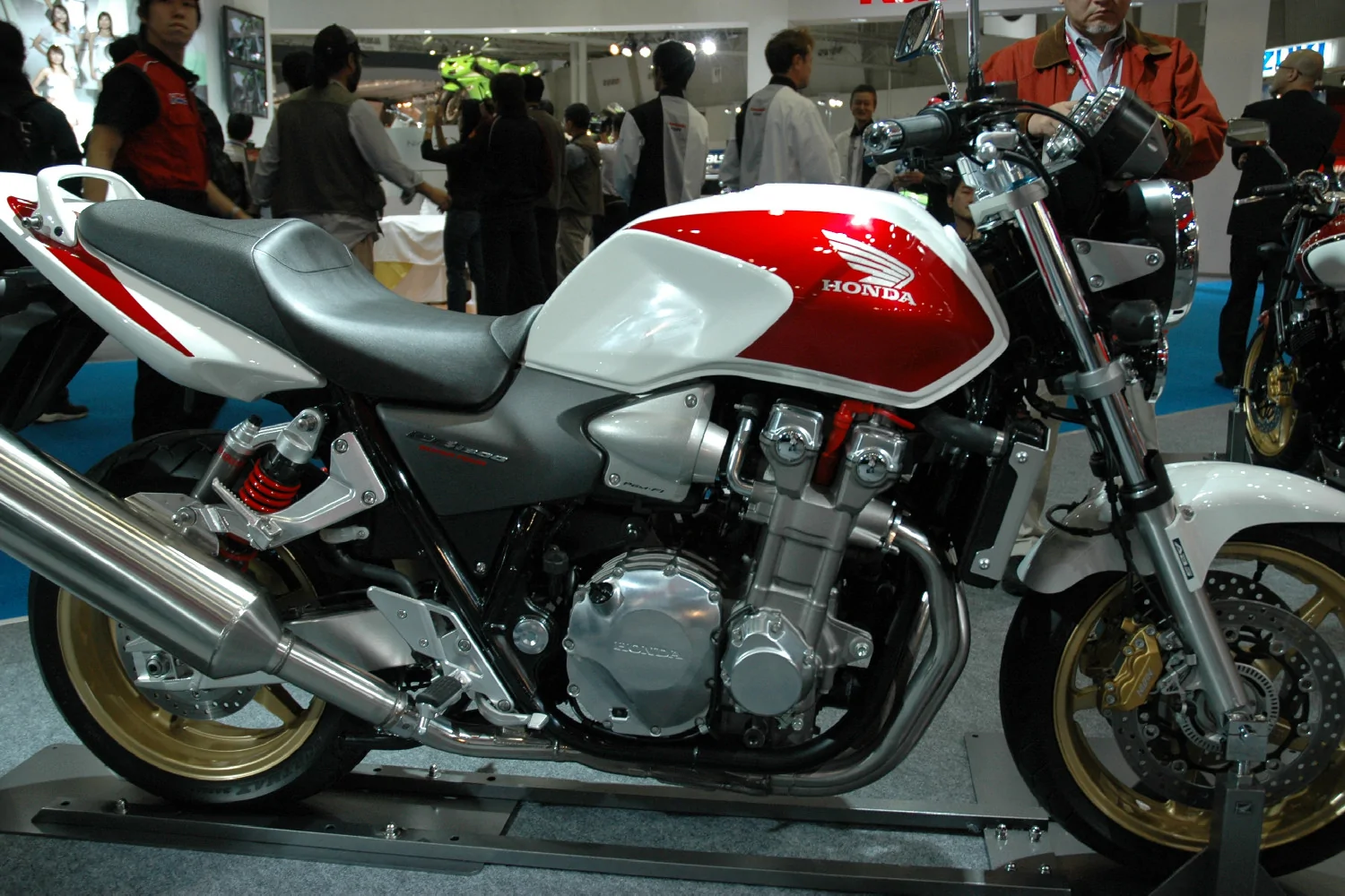 Thumbnail for Honda CB1300 Super Four 2015