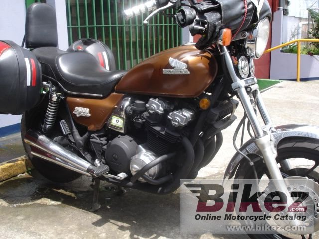Honda CB 1100 R (reduced effect)