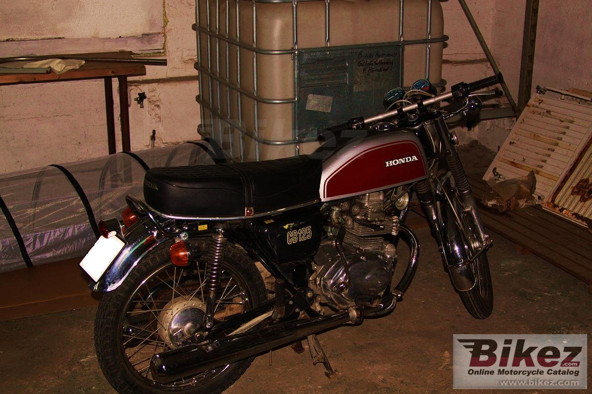 Thumbnail for Honda CB 125 disc 1975