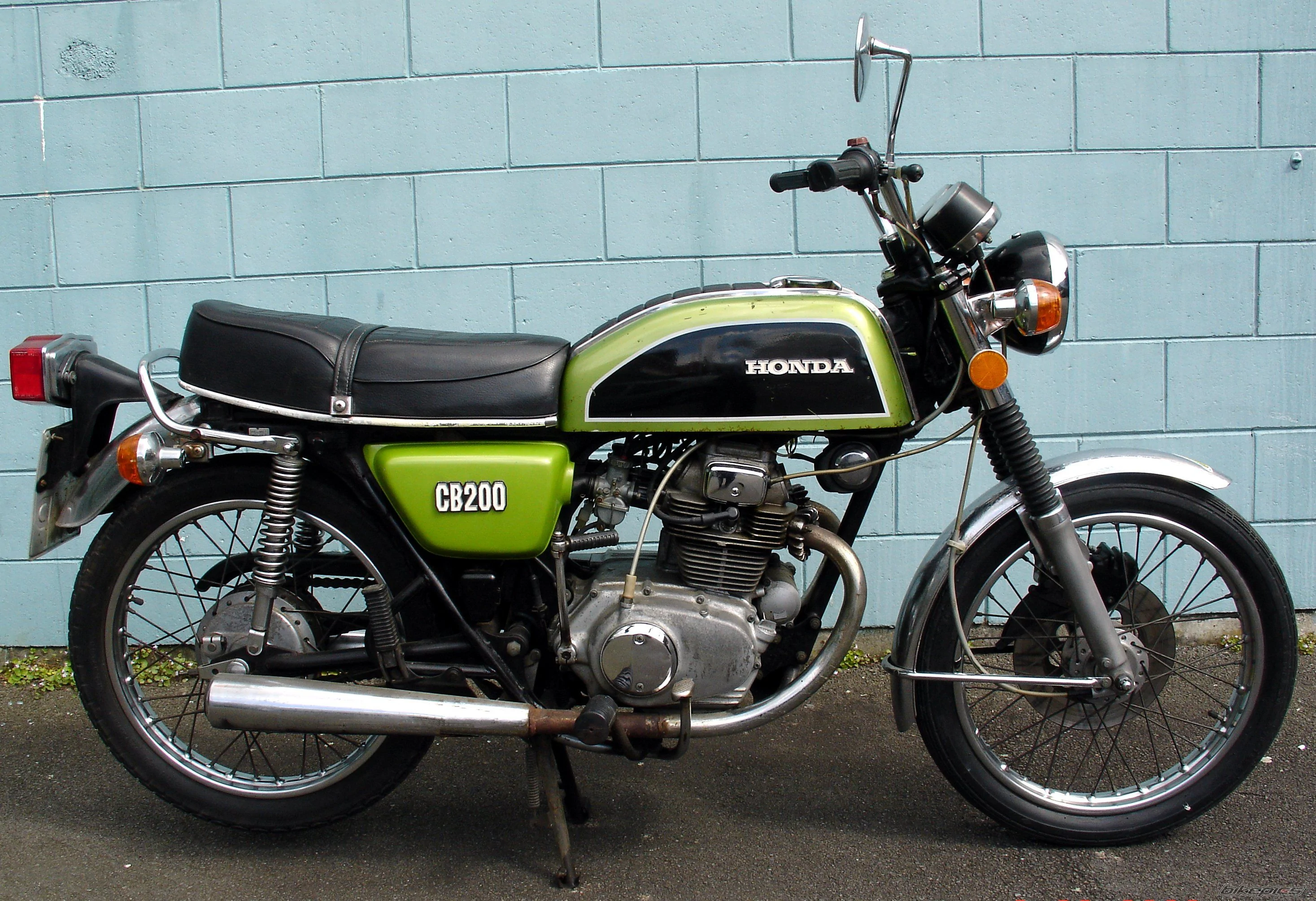 Honda CB 200