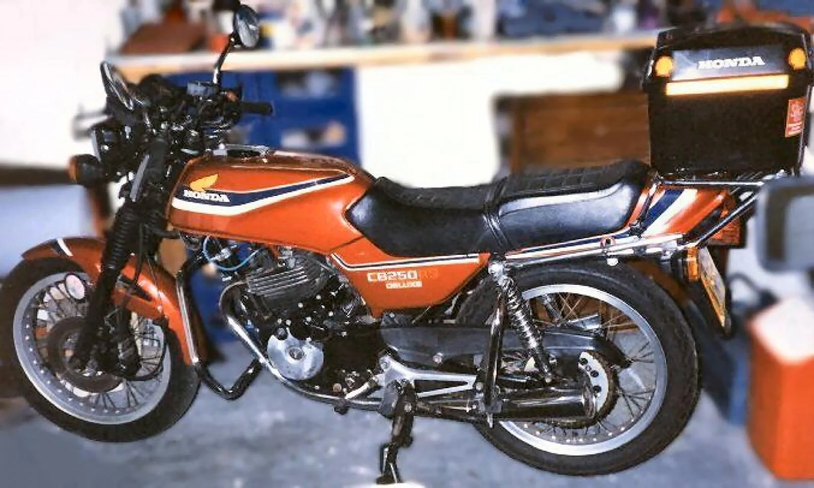 Honda CB 250 RSD