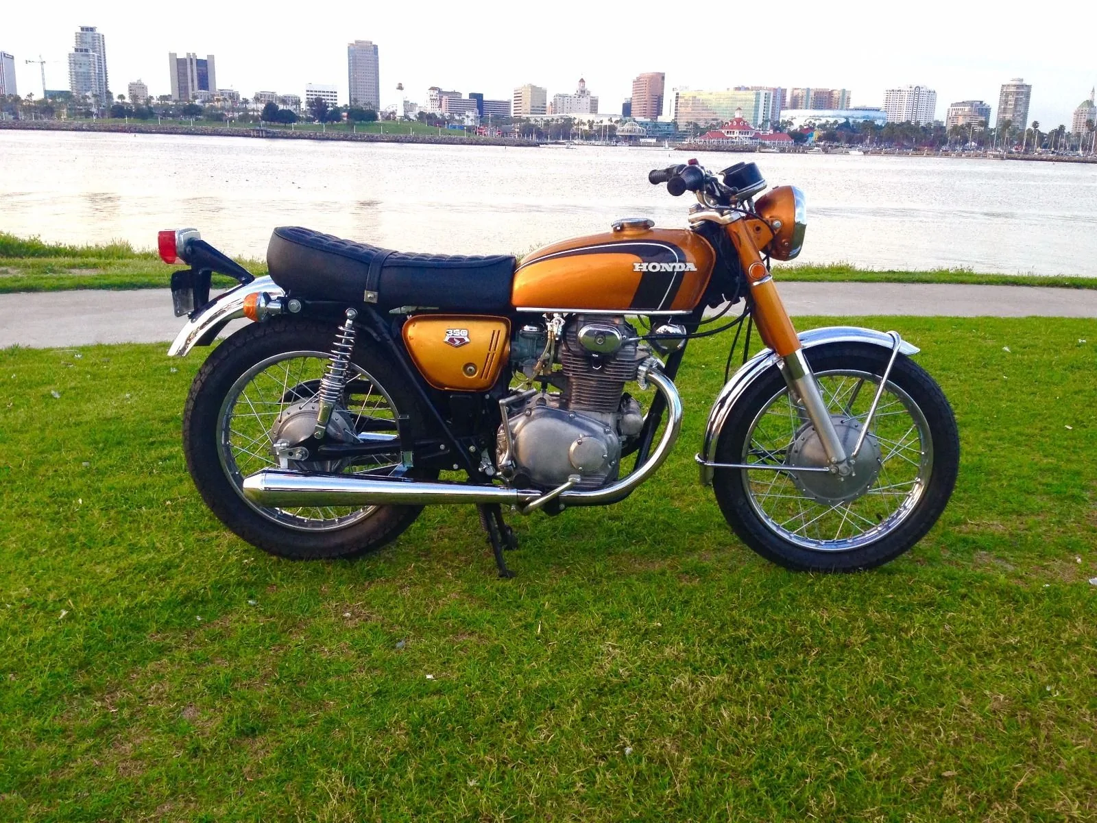 Thumbnail for Honda CB 350 1971