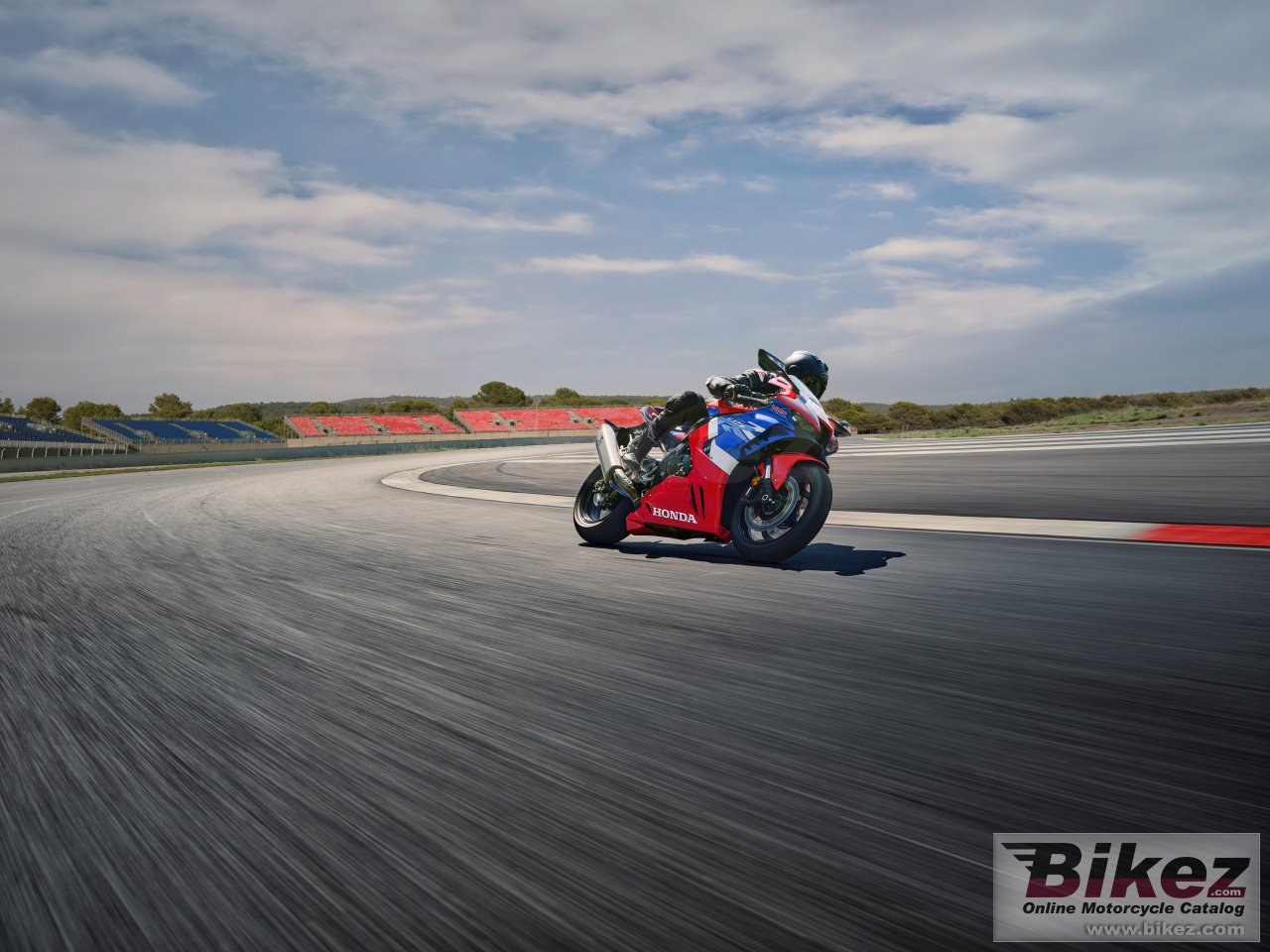 Thumbnail for Honda CBR1000RR-R Fireblade 2022