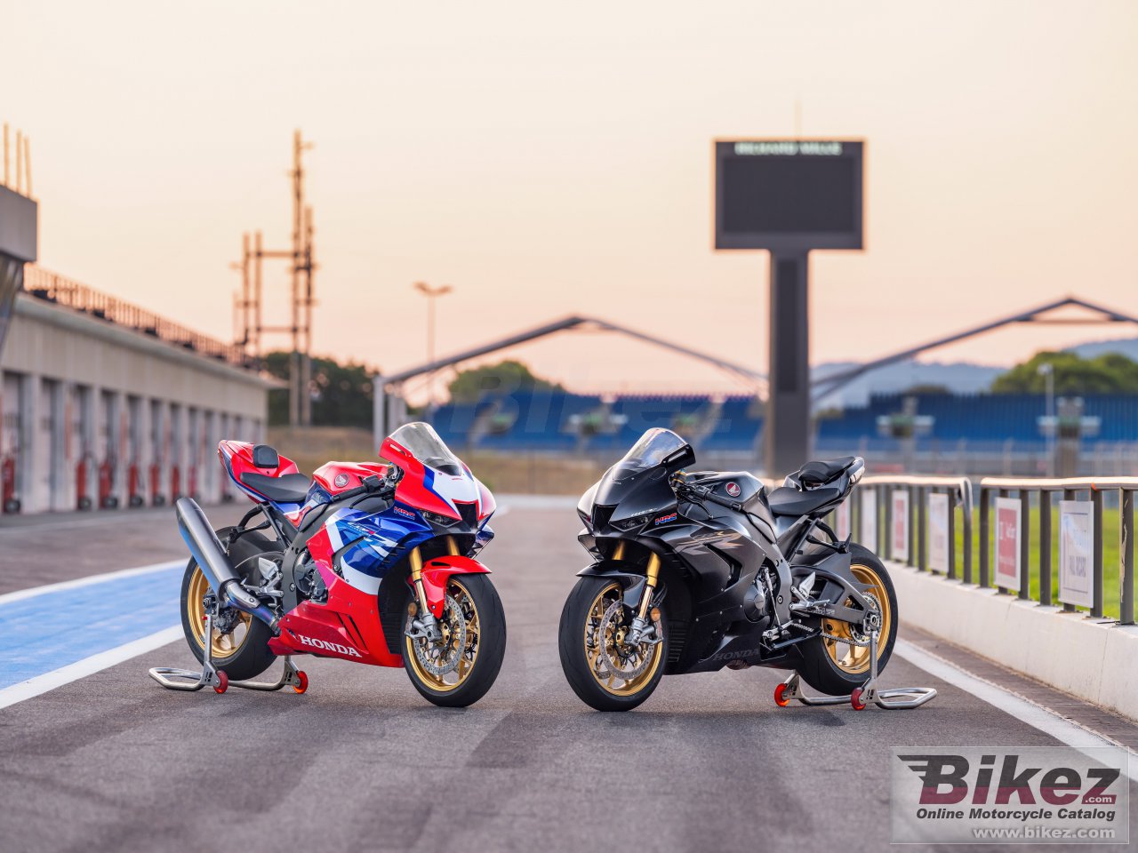 Thumbnail for Honda CBR1000RR-R Fireblade 2022