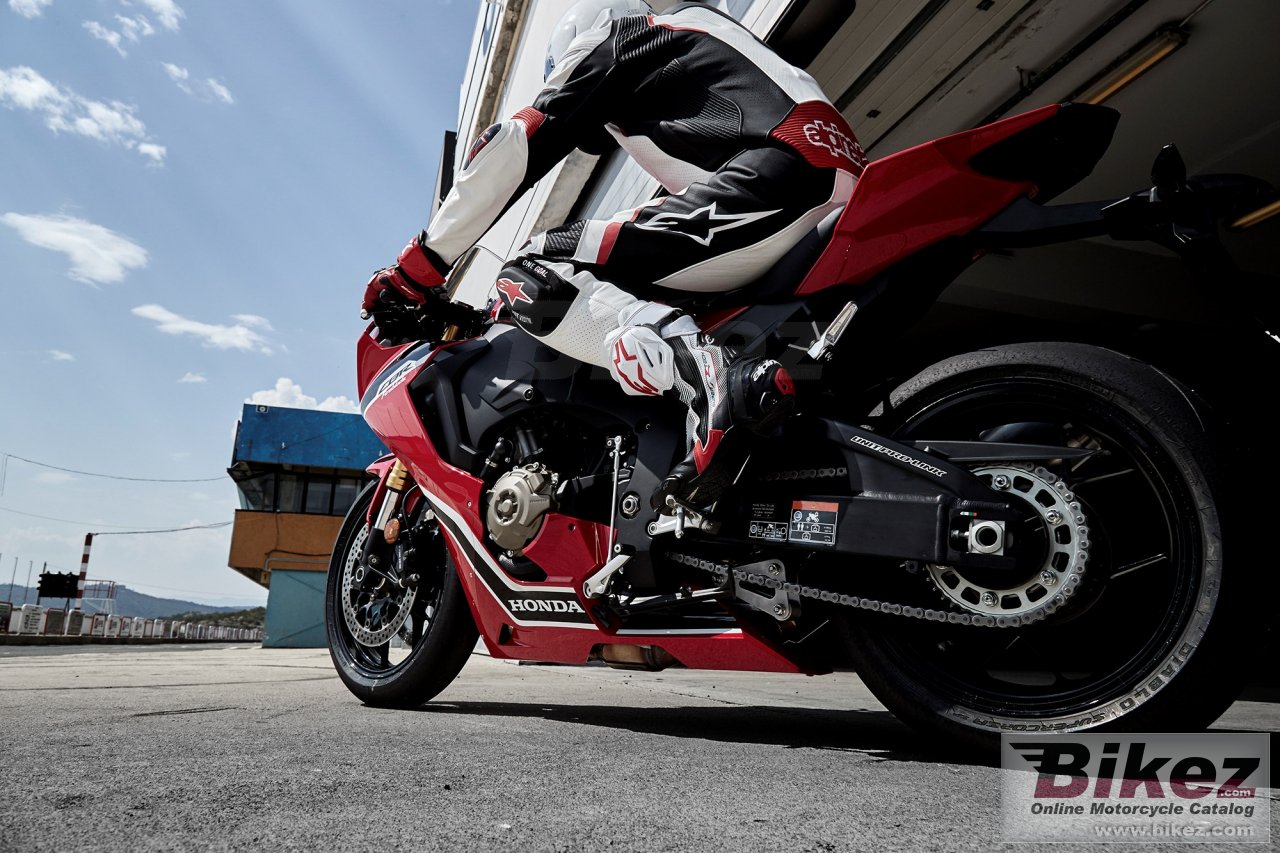 Thumbnail for Honda CBR1000RR Fireblade 2017