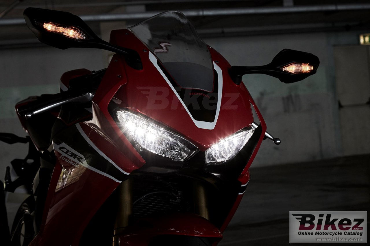 Thumbnail for Honda CBR1000RR Fireblade 2017