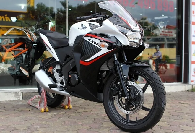 Thumbnail for Honda CBR150R 2014