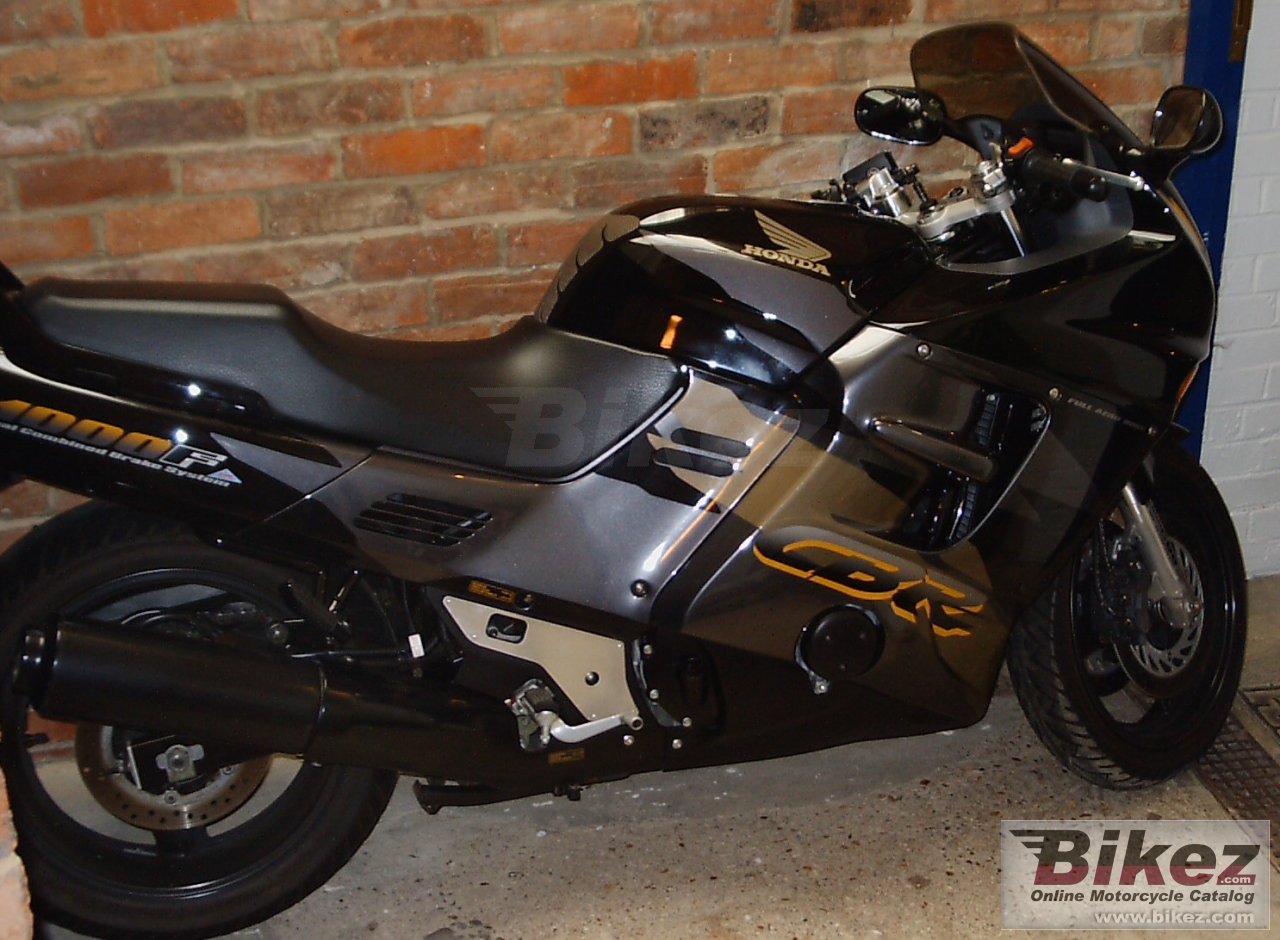 Honda CBR 1000 F