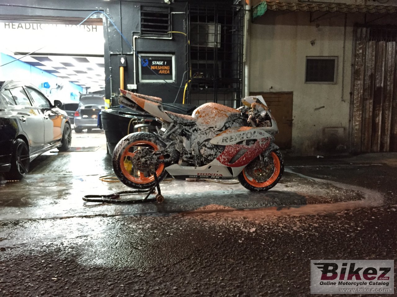 Thumbnail for Honda CBR 1000 RR 2004