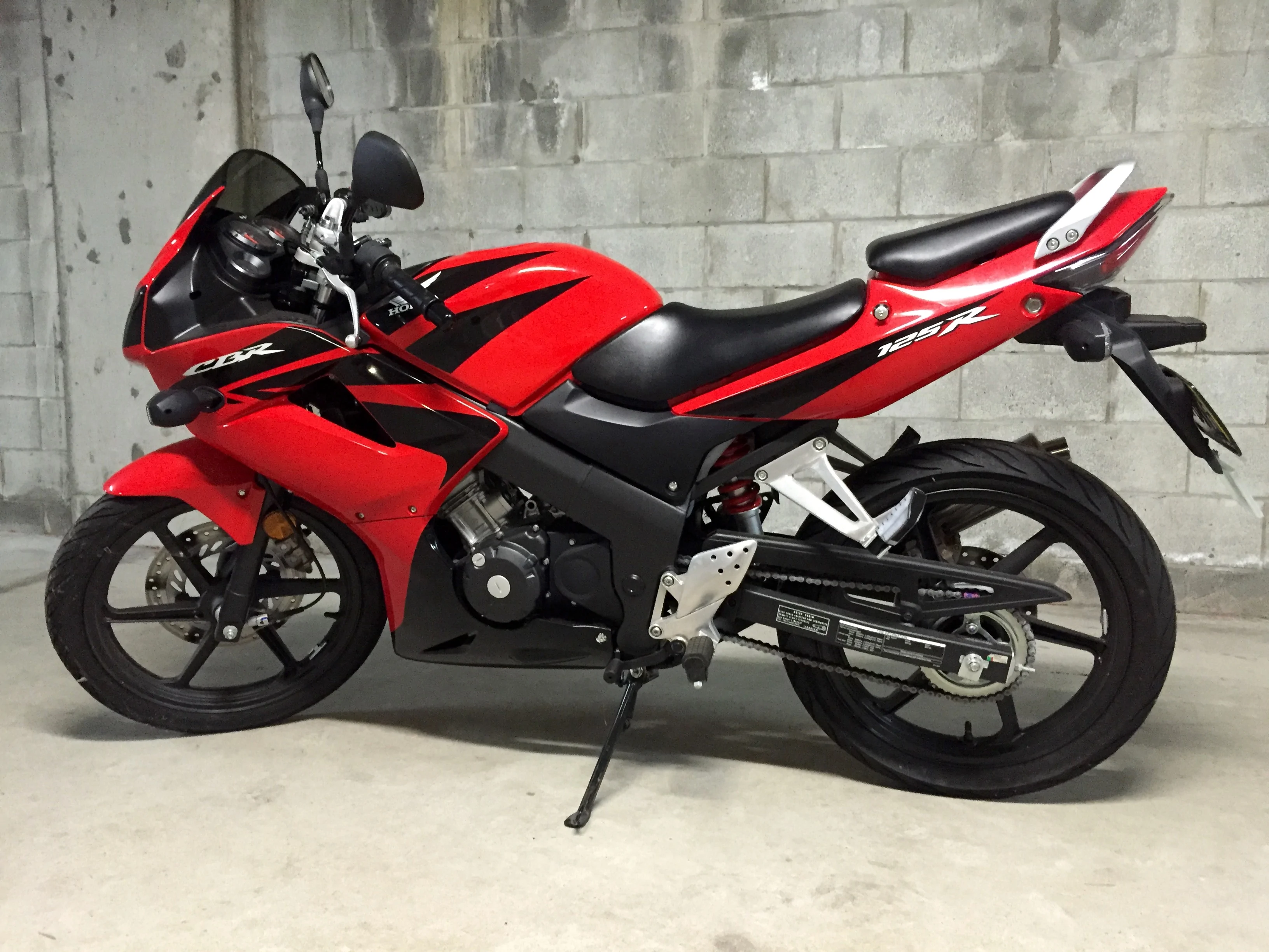 Honda CBR 125R