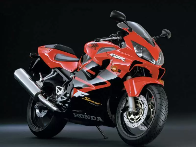 Thumbnail for Honda CBR 600 F 2001