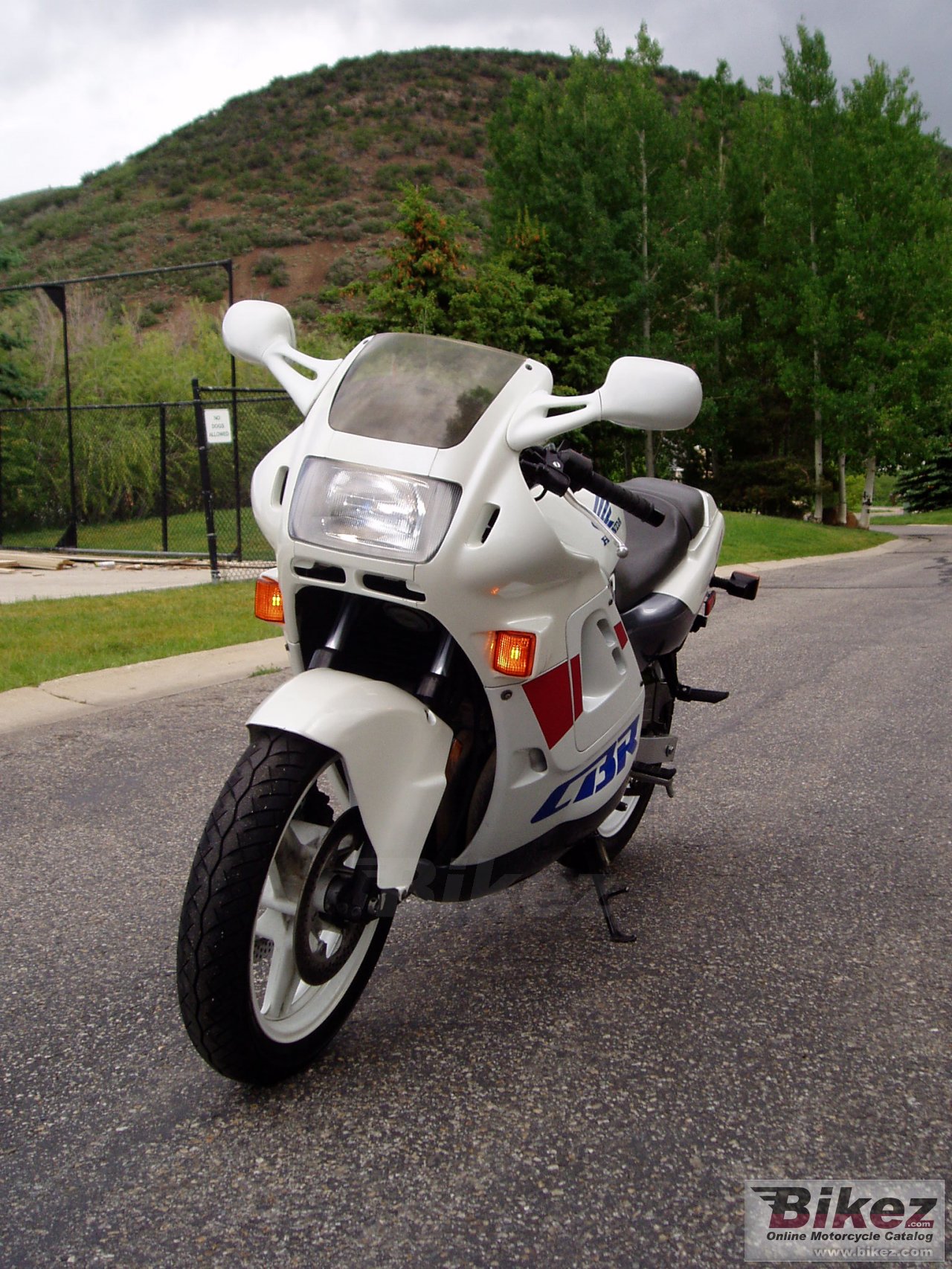 Thumbnail for Honda CBR 600 F (reduced effect) 1990