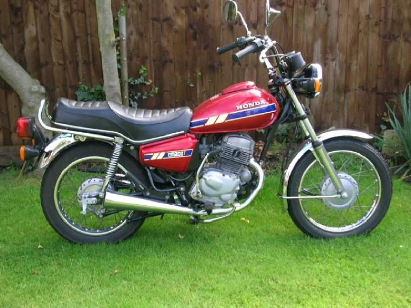 Thumbnail for Honda CM 200 T 1984