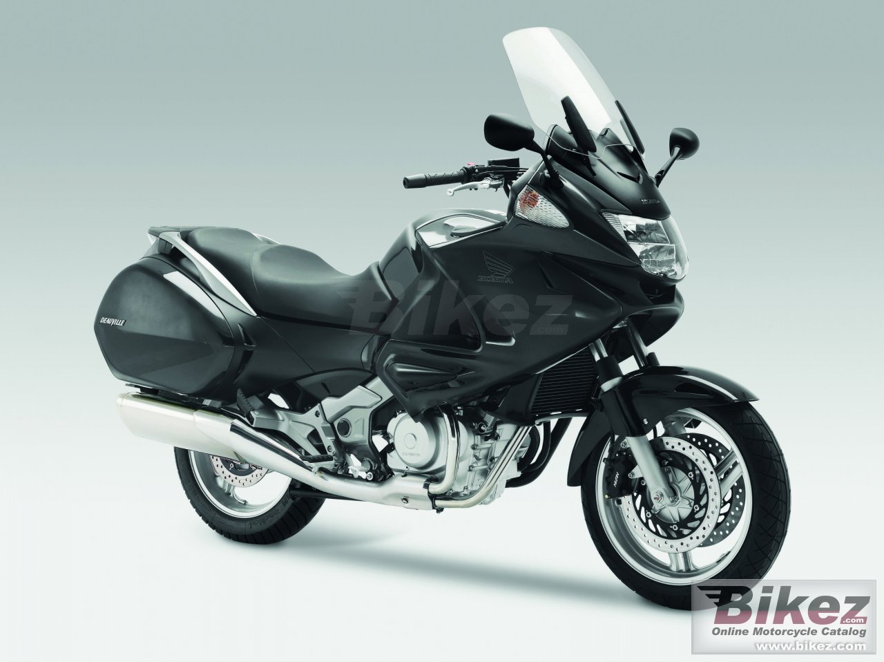 Thumbnail for Honda Deauville 700 2010