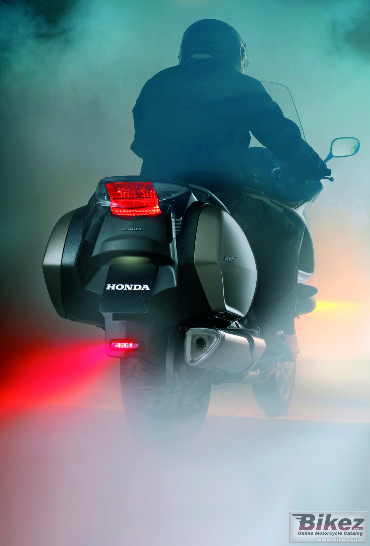 Thumbnail for Honda Deauville 700 2010
