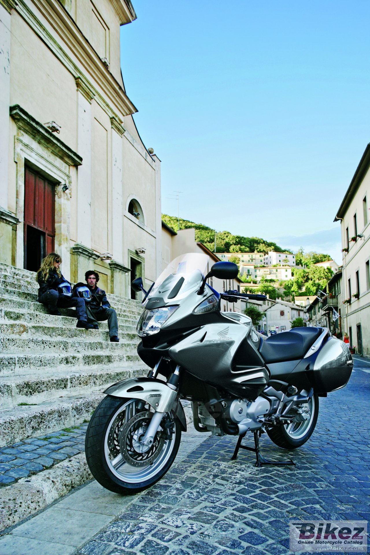 Thumbnail for Honda Deauville 700 2010