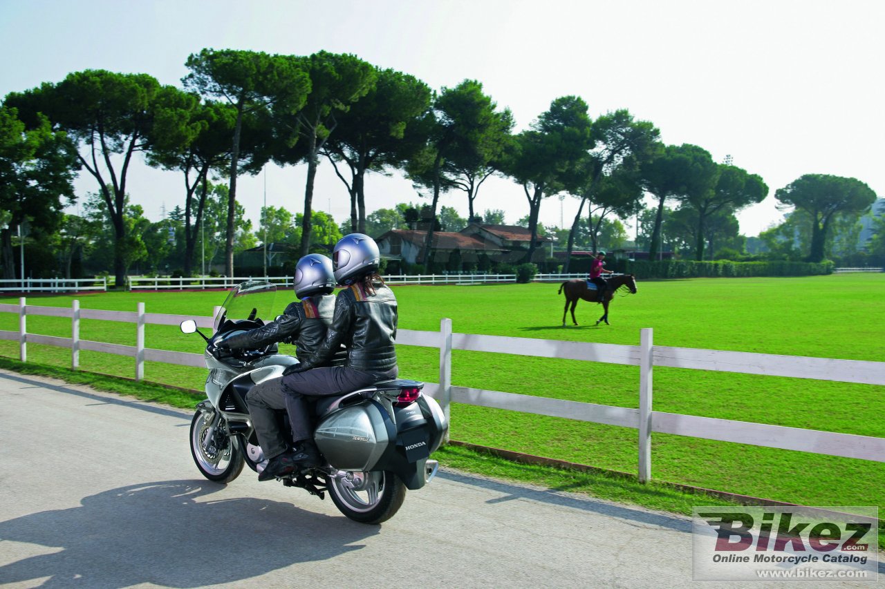 Thumbnail for Honda Deauville 700 2010