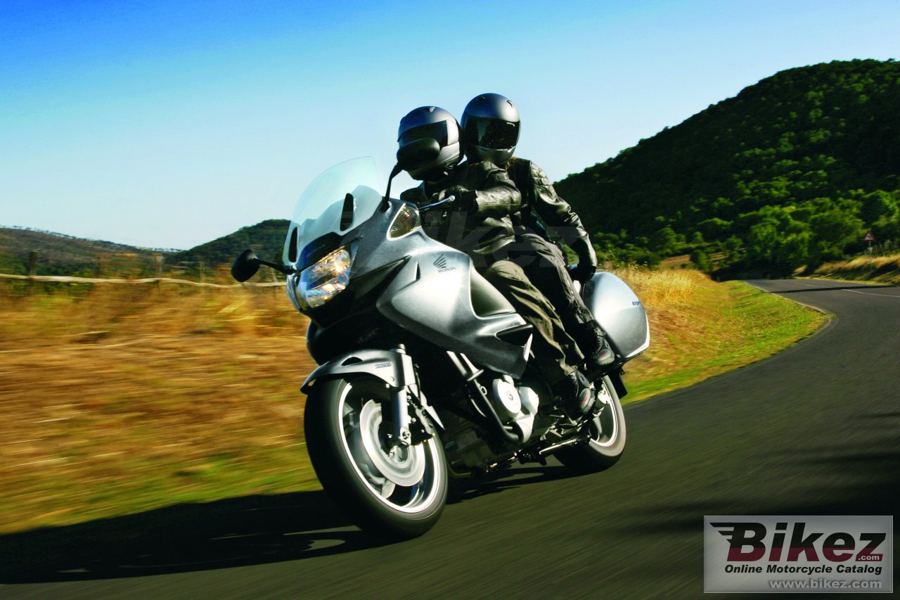 Thumbnail for Honda Deauville 700 2010
