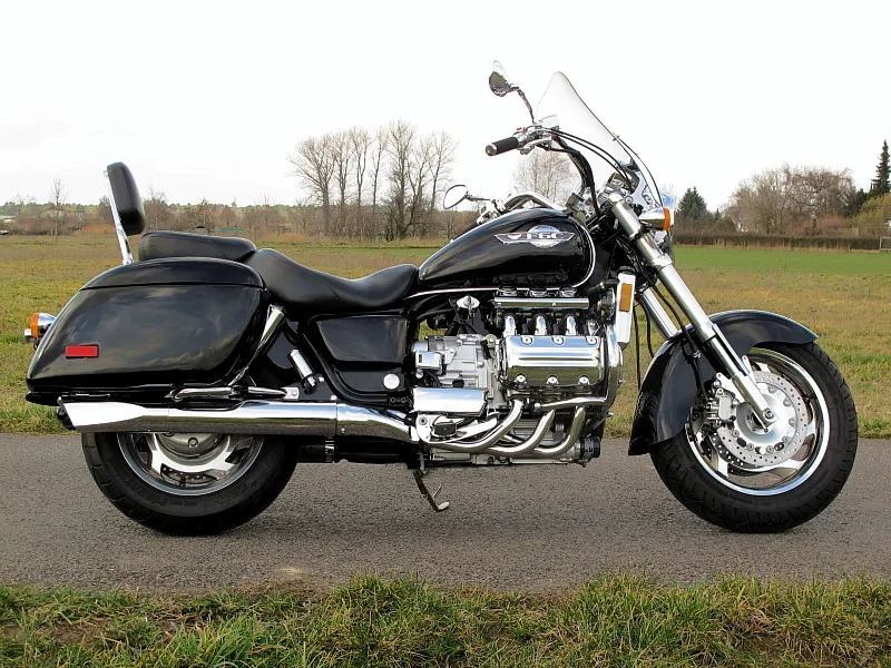 Honda F6C
