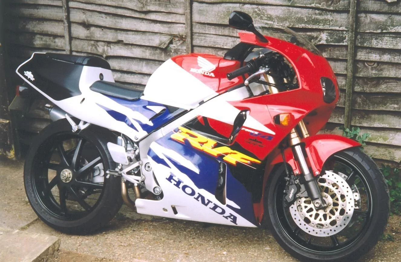 Thumbnail for Honda RVF 400 RT 1996