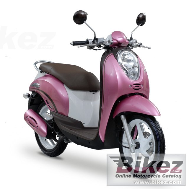Thumbnail for Honda Scoopy 2014