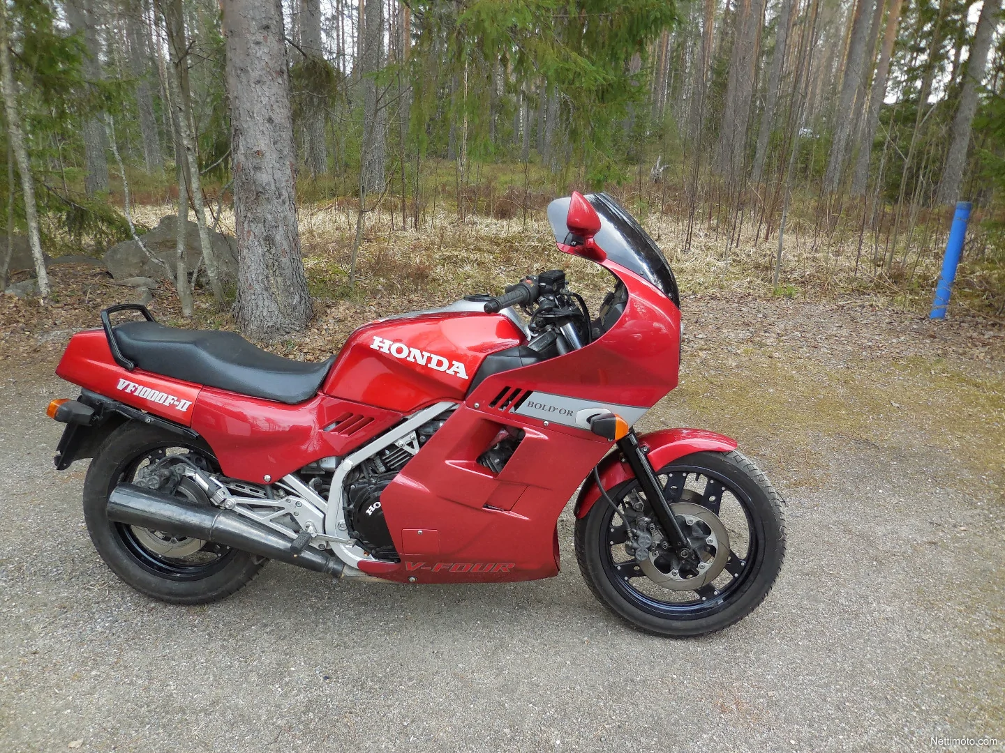 Thumbnail for Honda VF 1000 F 2 1985