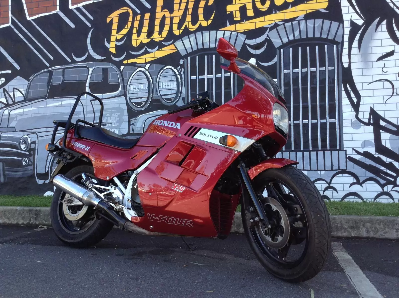 Honda VF 1000 F 2