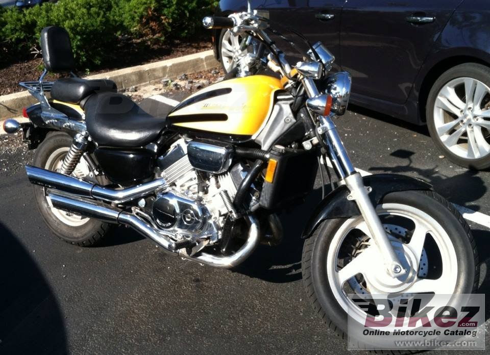 Thumbnail for Honda VF 750 C Magna 1997