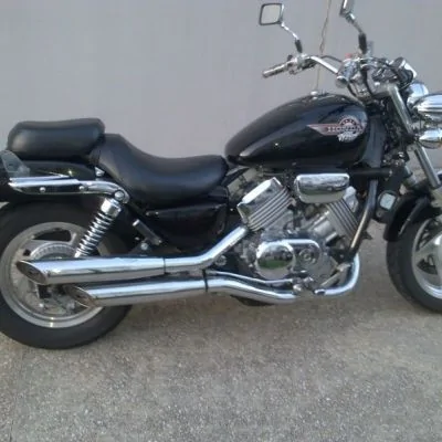 Honda VF 750 Magna