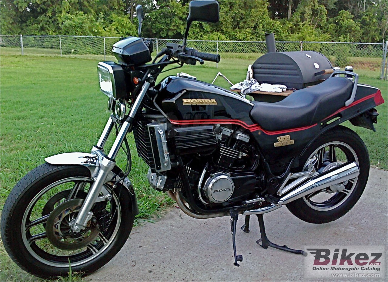 Thumbnail for Honda VF 750 S V45 Sabre 1982