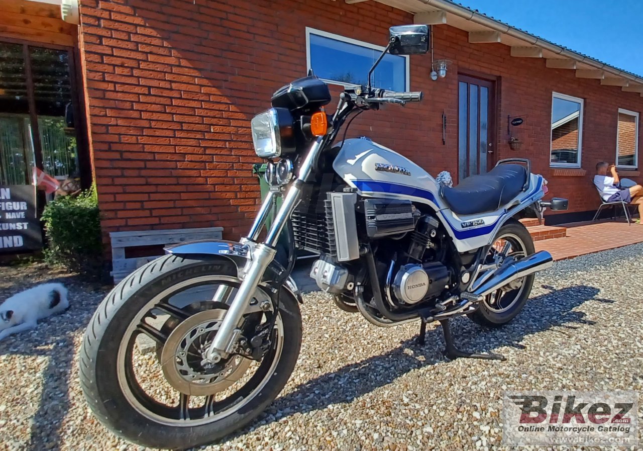 Thumbnail for Honda VF 750 S V45 Sabre 1982