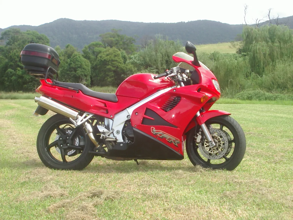 Thumbnail for Honda VFR 750 F 1995