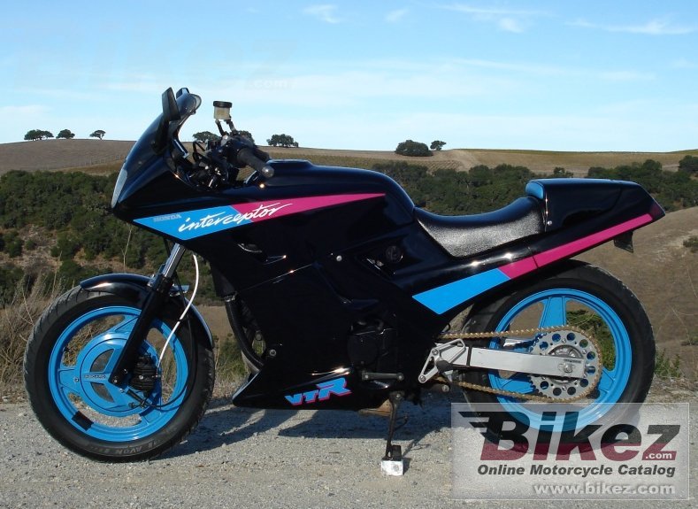 Honda VTR 250 Interceptor