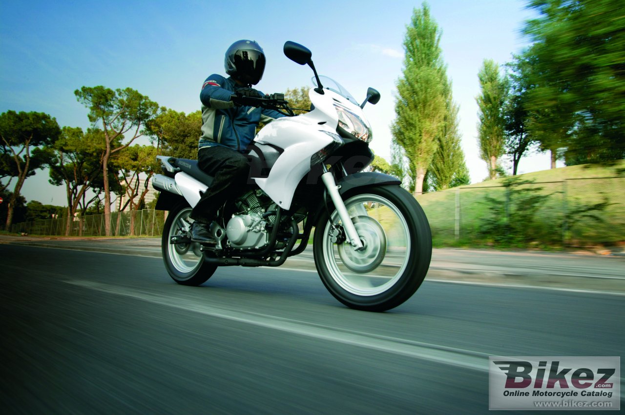 Thumbnail for Honda XL125V Varadero 2010