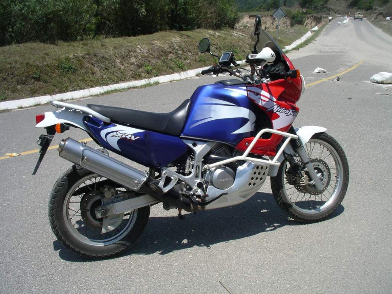 Thumbnail for Honda XRV 750 Africa Twin 2001
