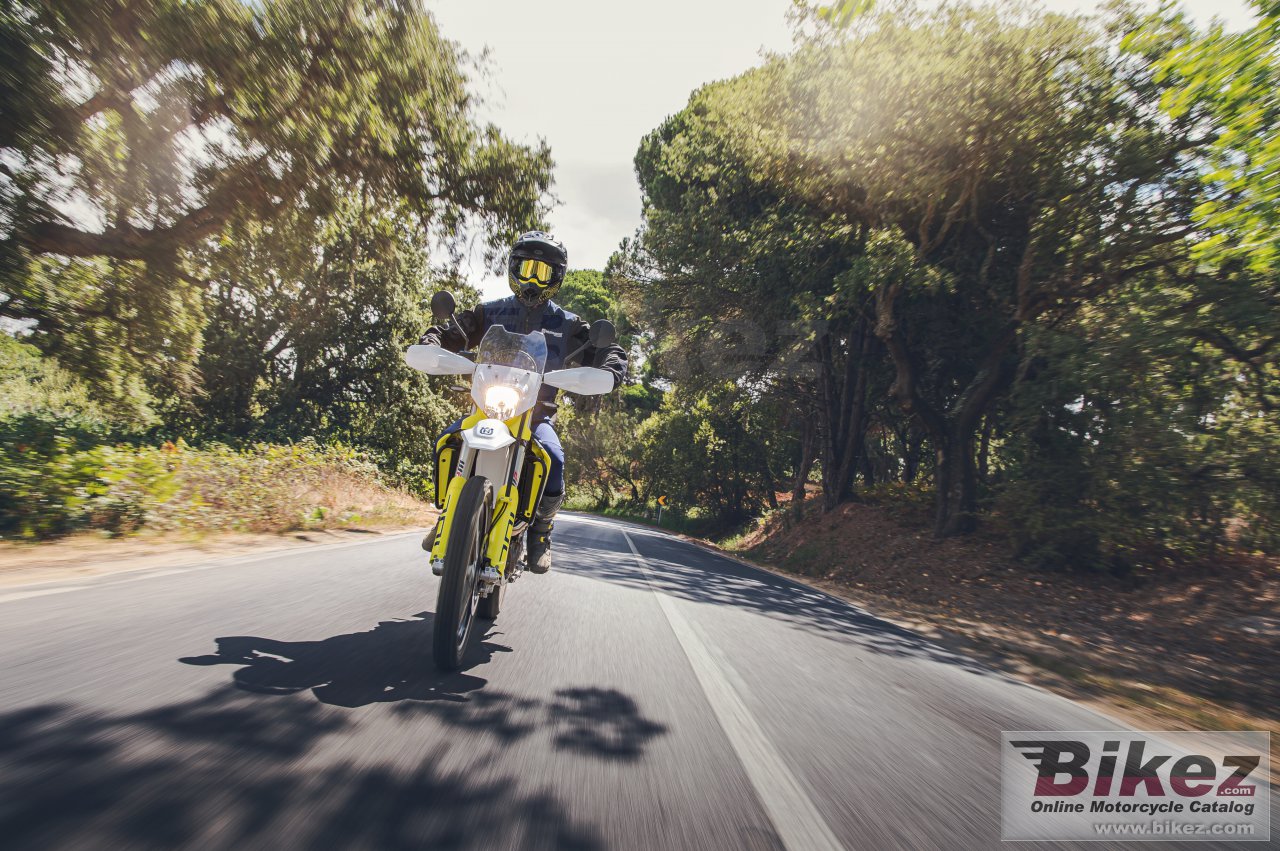 Thumbnail for Husqvarna 701 Enduro 2023
