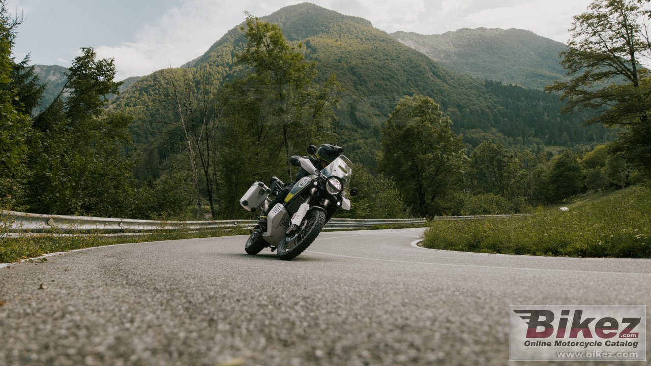 Thumbnail for Husqvarna Norden 901 Expedition 2025