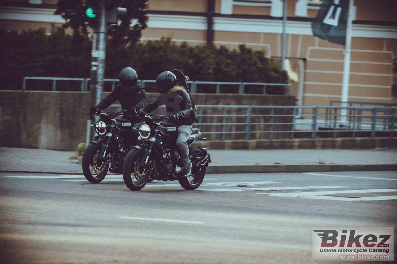 Thumbnail for Husqvarna Svartpilen 125 2021
