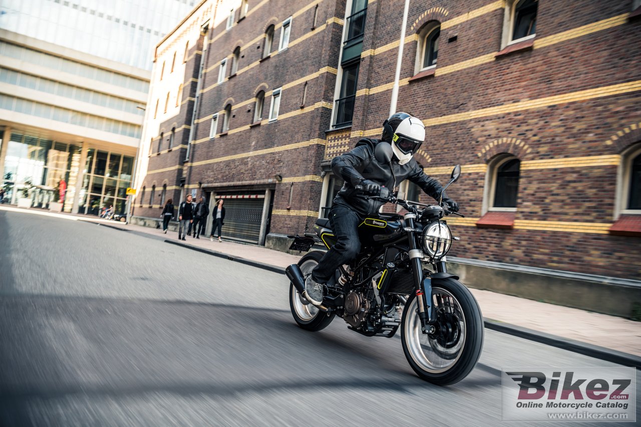 Thumbnail for Husqvarna Svartpilen 401 2018