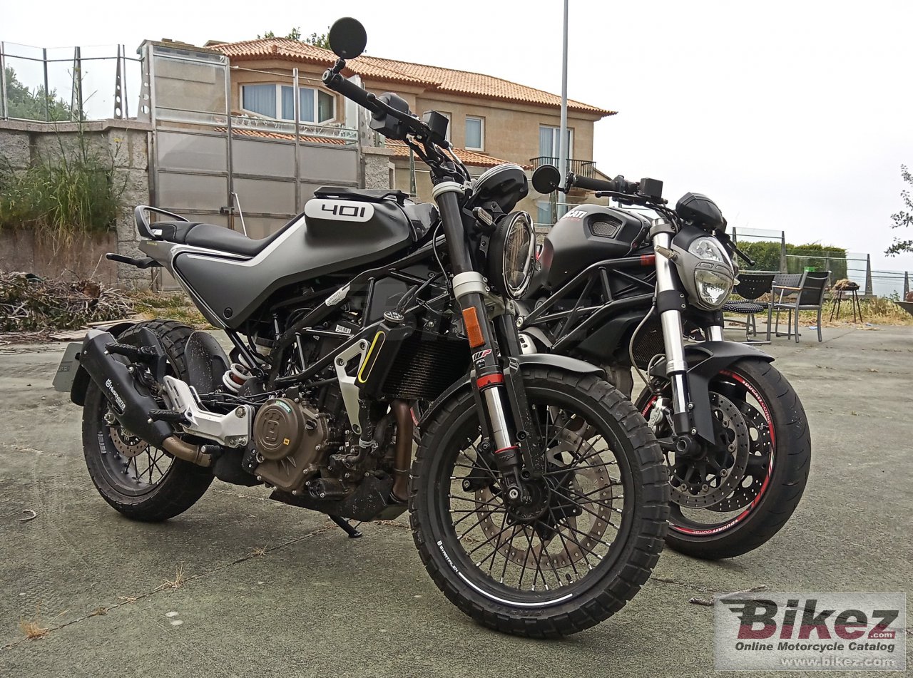 Thumbnail for Husqvarna Svartpilen 401 2020