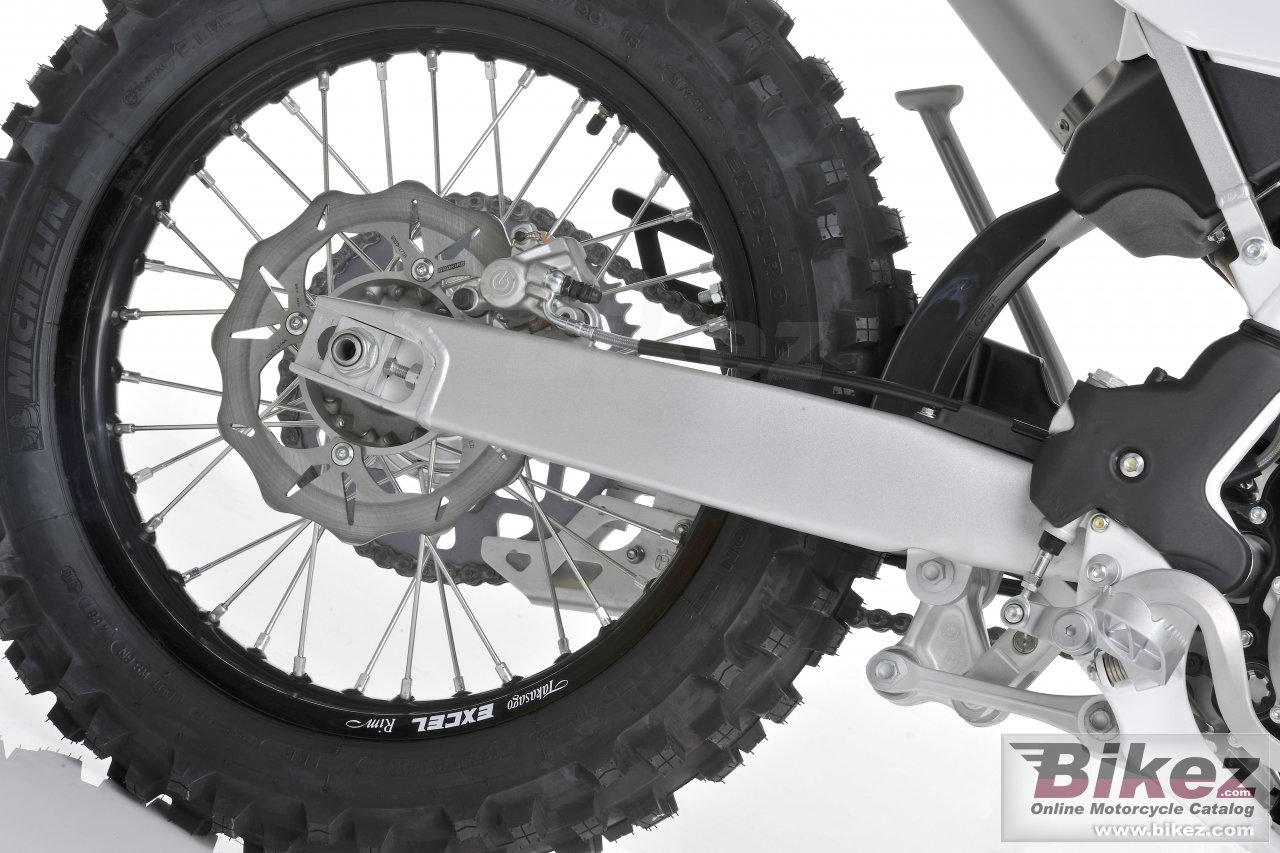 Thumbnail for Husqvarna TE250 2011