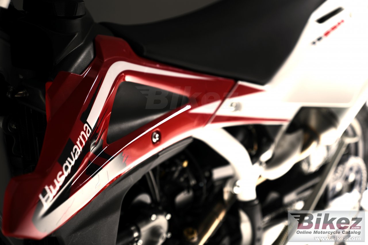 Thumbnail for Husqvarna TE 250 2010
