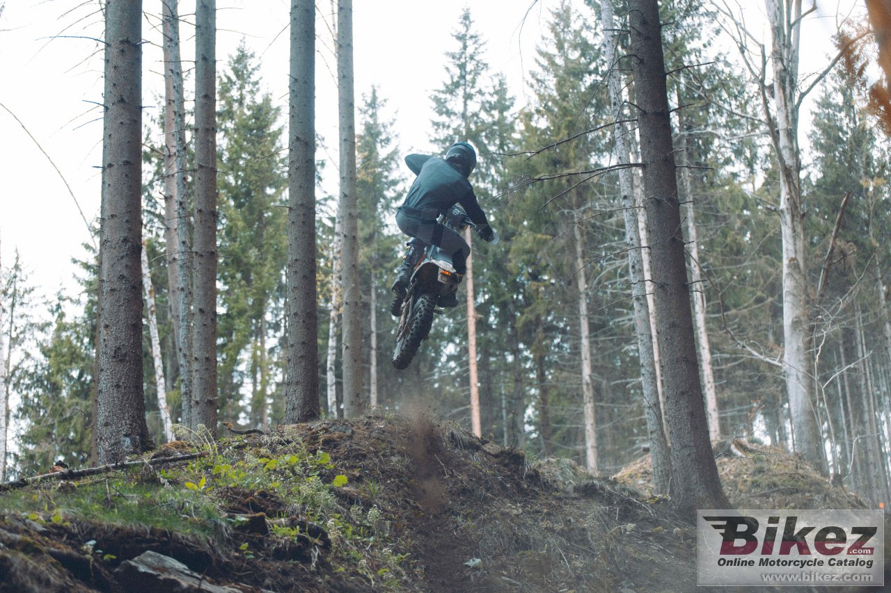 Thumbnail for Husqvarna TE 300 2025