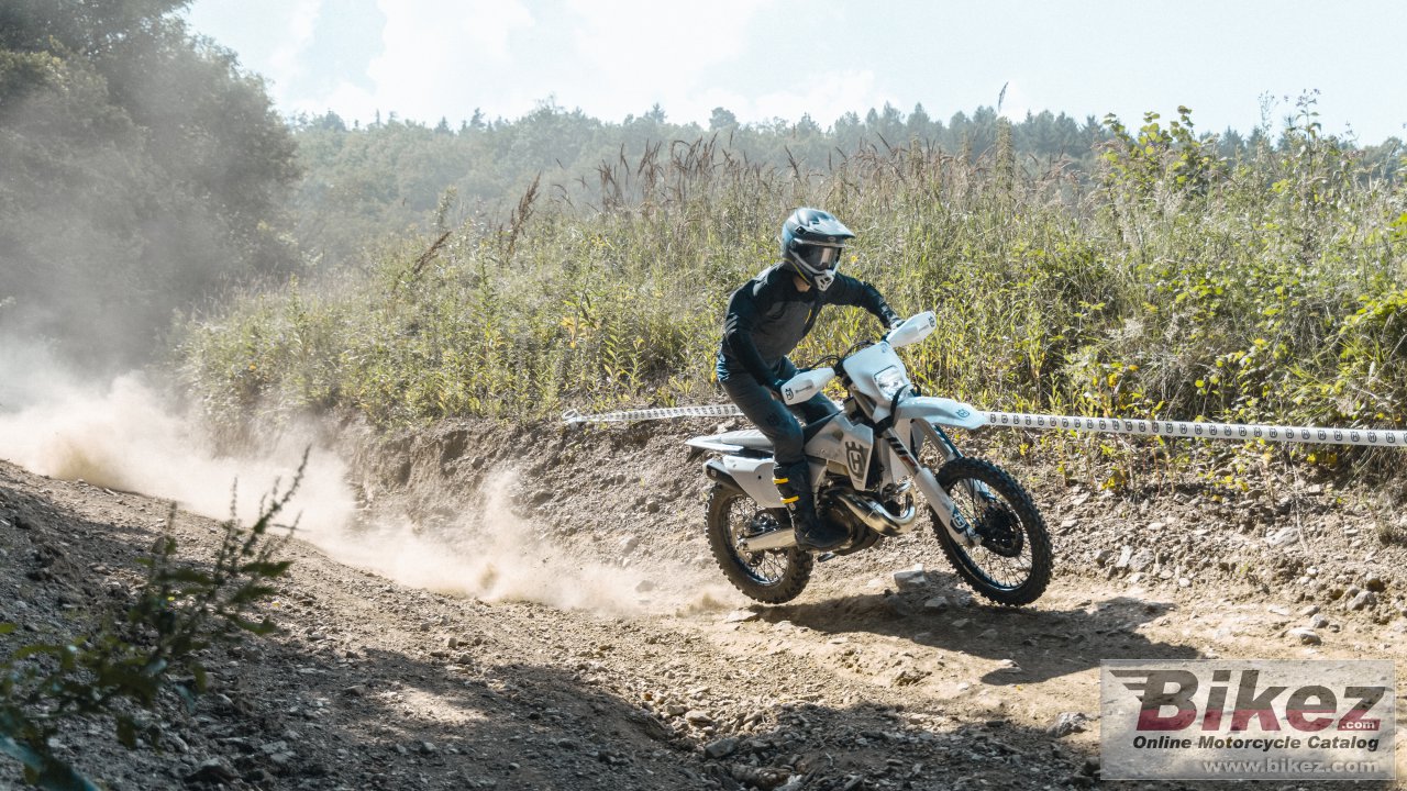 Thumbnail for Husqvarna TE 300 Pro 2025