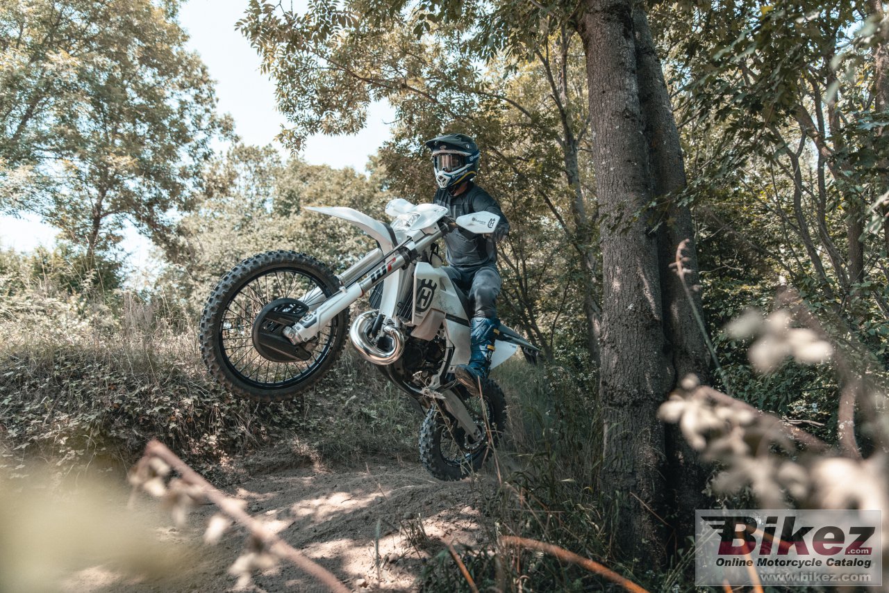 Thumbnail for Husqvarna TE 300 Pro 2025