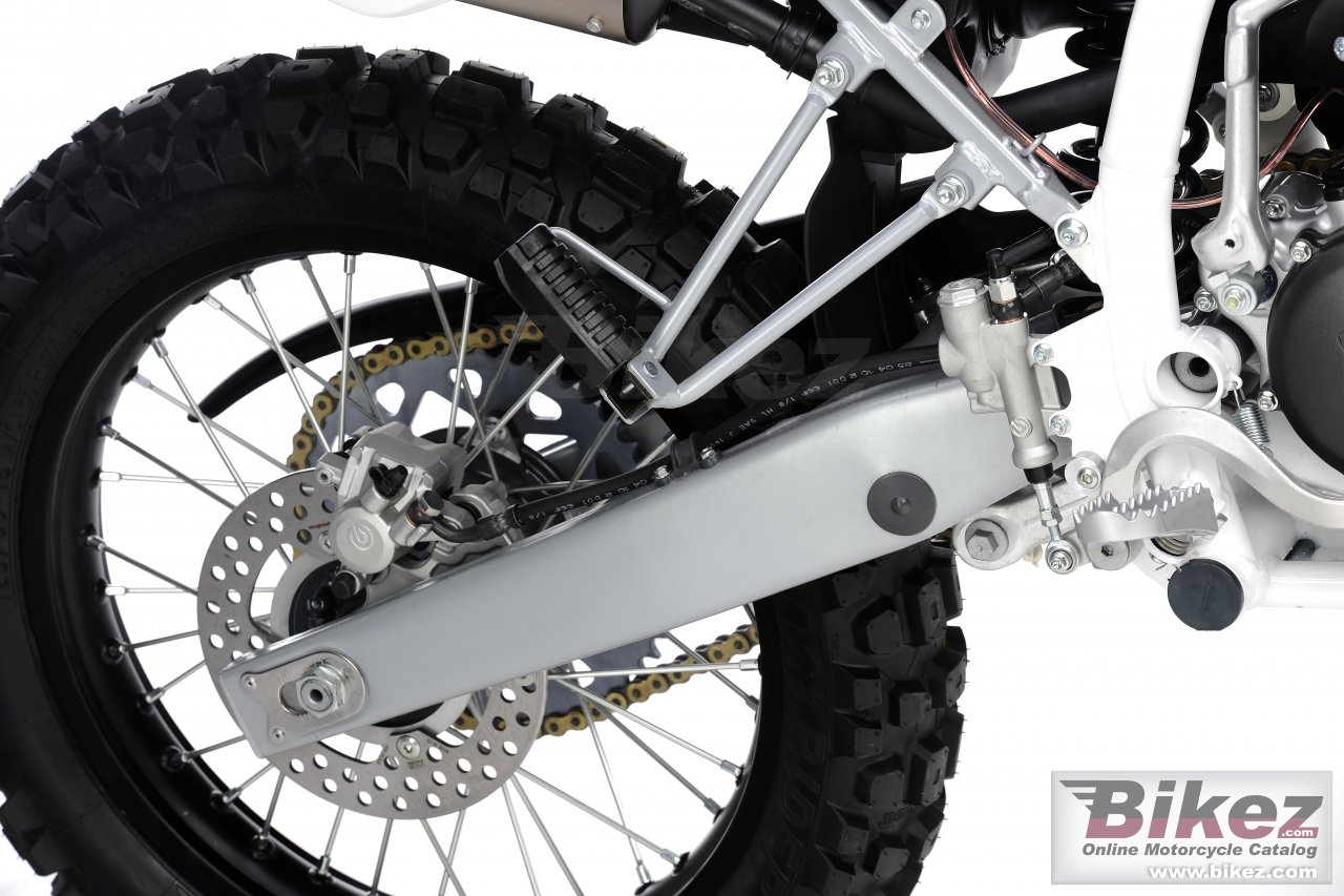 Thumbnail for Husqvarna WRE125 2011