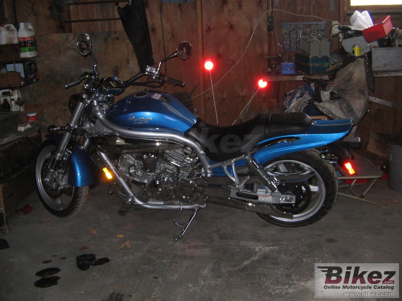 Thumbnail for Hyosung Aquila 650 2006