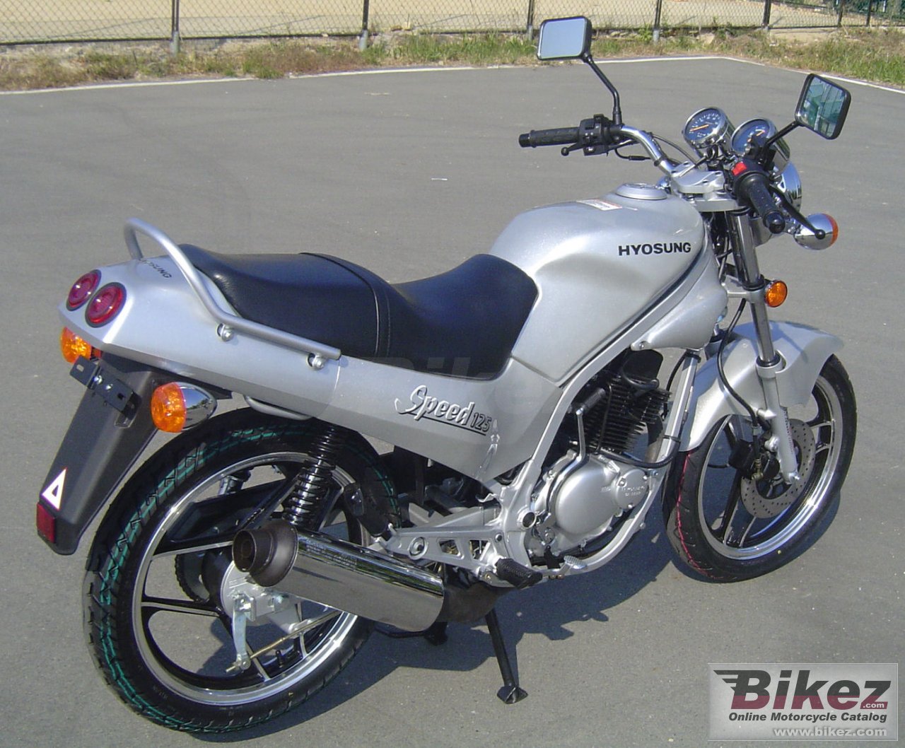 Hyosung GF 125 E